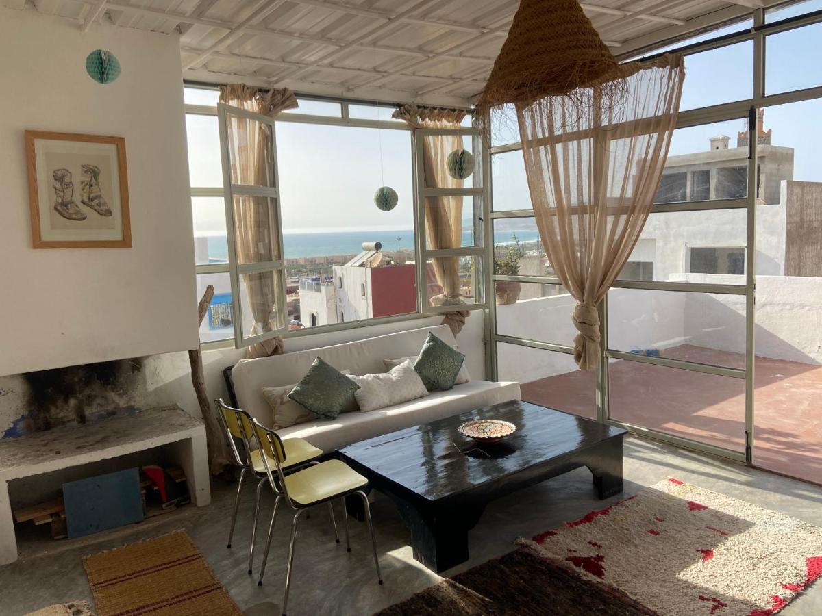Anir Of Sea Tamraght Hostel Exterior photo