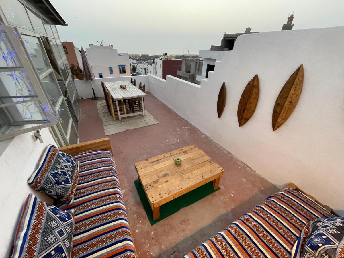 Anir Of Sea Tamraght Hostel Exterior photo
